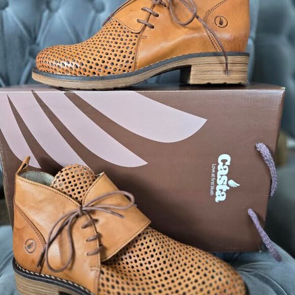 Casta Ravva Size 36 - Picture 1 of 3